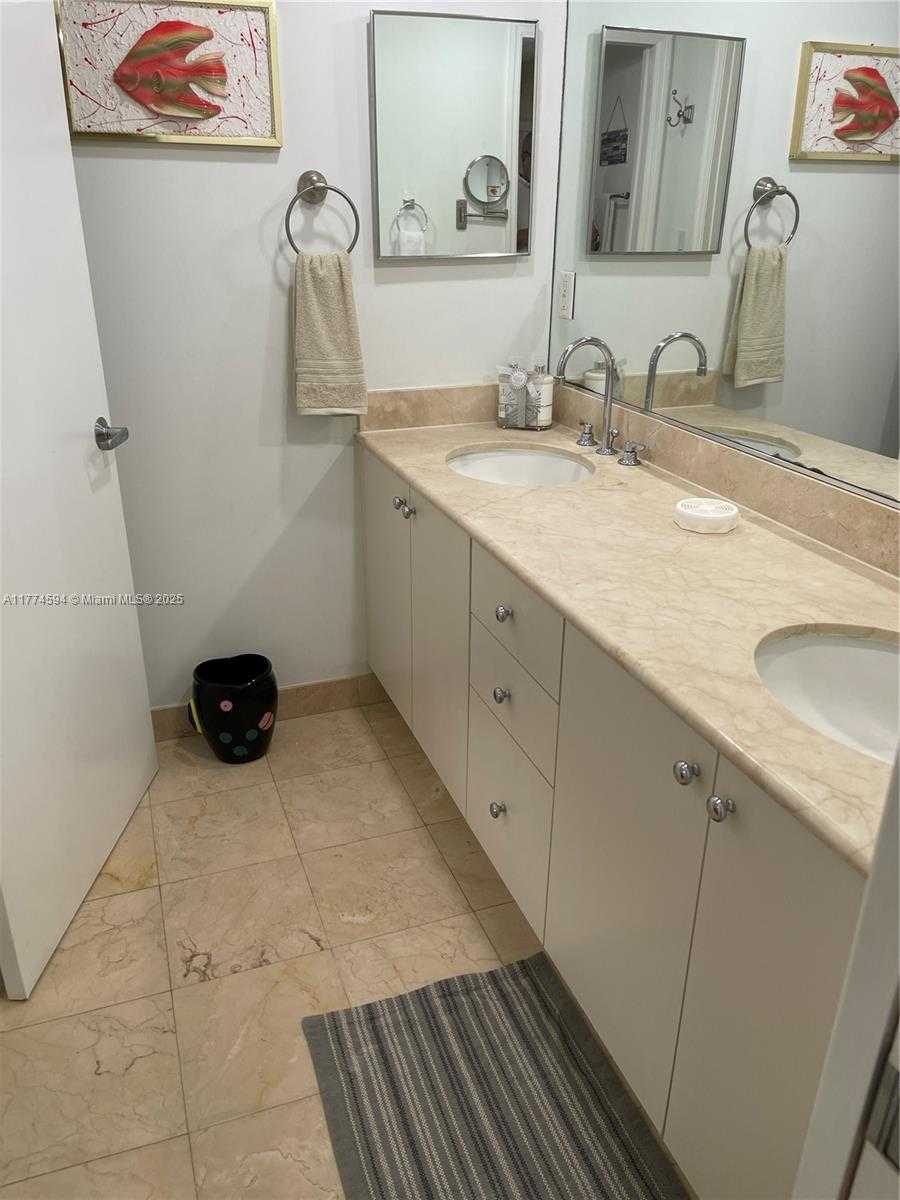 Small Image of 6917 COLLINS AVE #1008, Miami Beach Number 11
