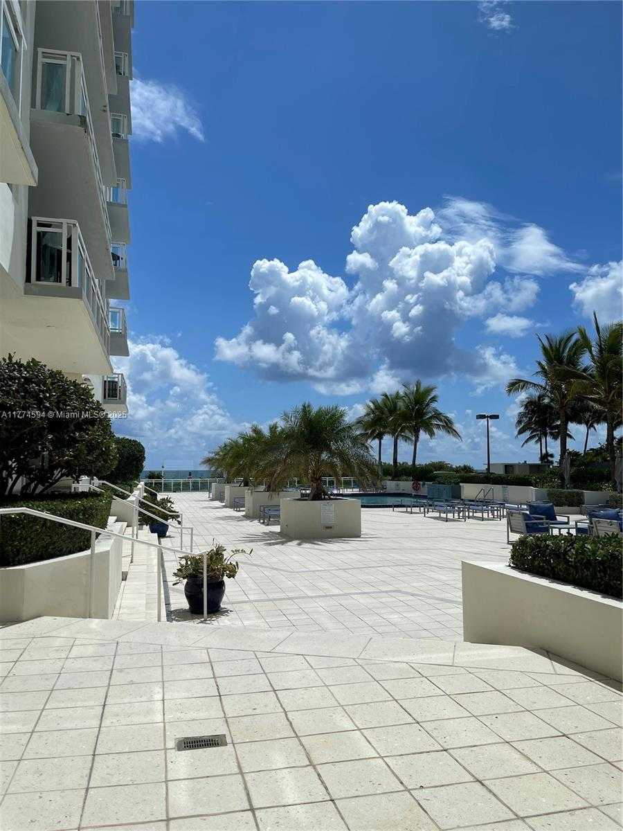 Small Image of 6917 COLLINS AVE #1008, Miami Beach Number 29