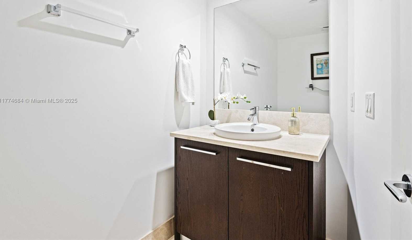 Small Image of 17121 COLLINS AVE #2108, Sunny Isles Beach Number 20