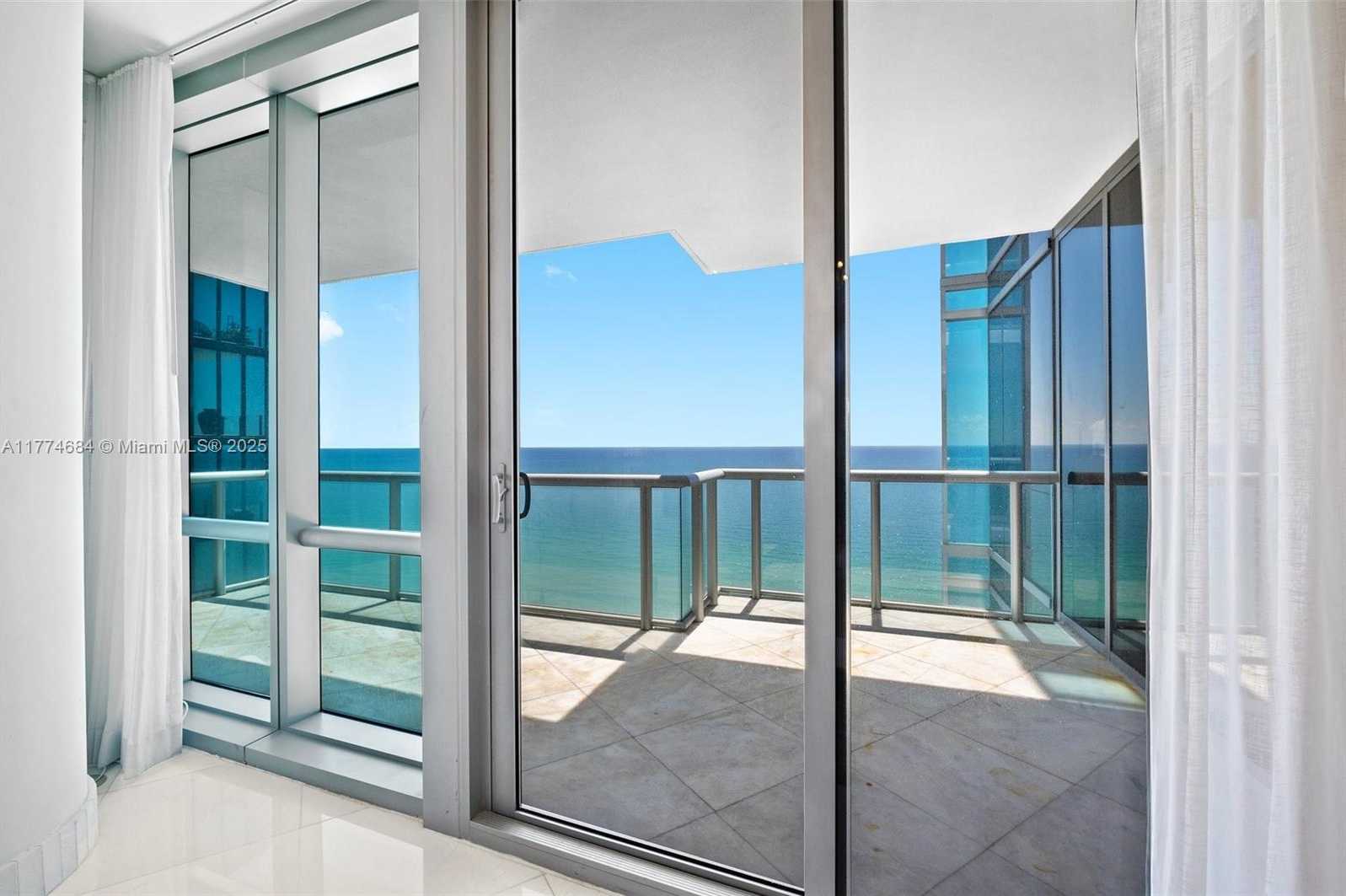 Small Image of 17121 COLLINS AVE #2108, Sunny Isles Beach Number 25