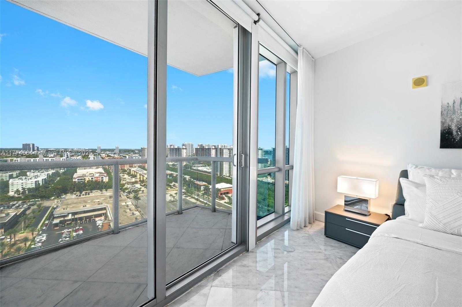 Small Image of 17121 COLLINS AVE #2108, Sunny Isles Beach Number 27
