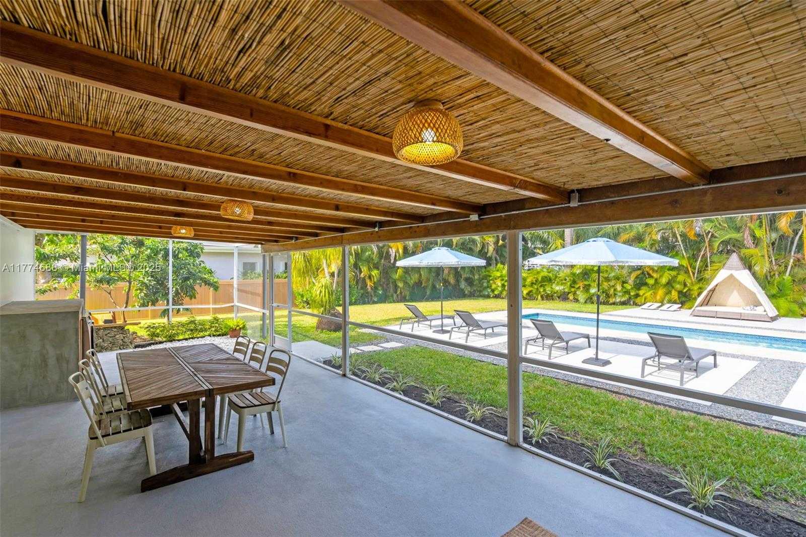 Small Image of 535 NORTH BISCAYNE RIVER DR #1, Miami Number 39