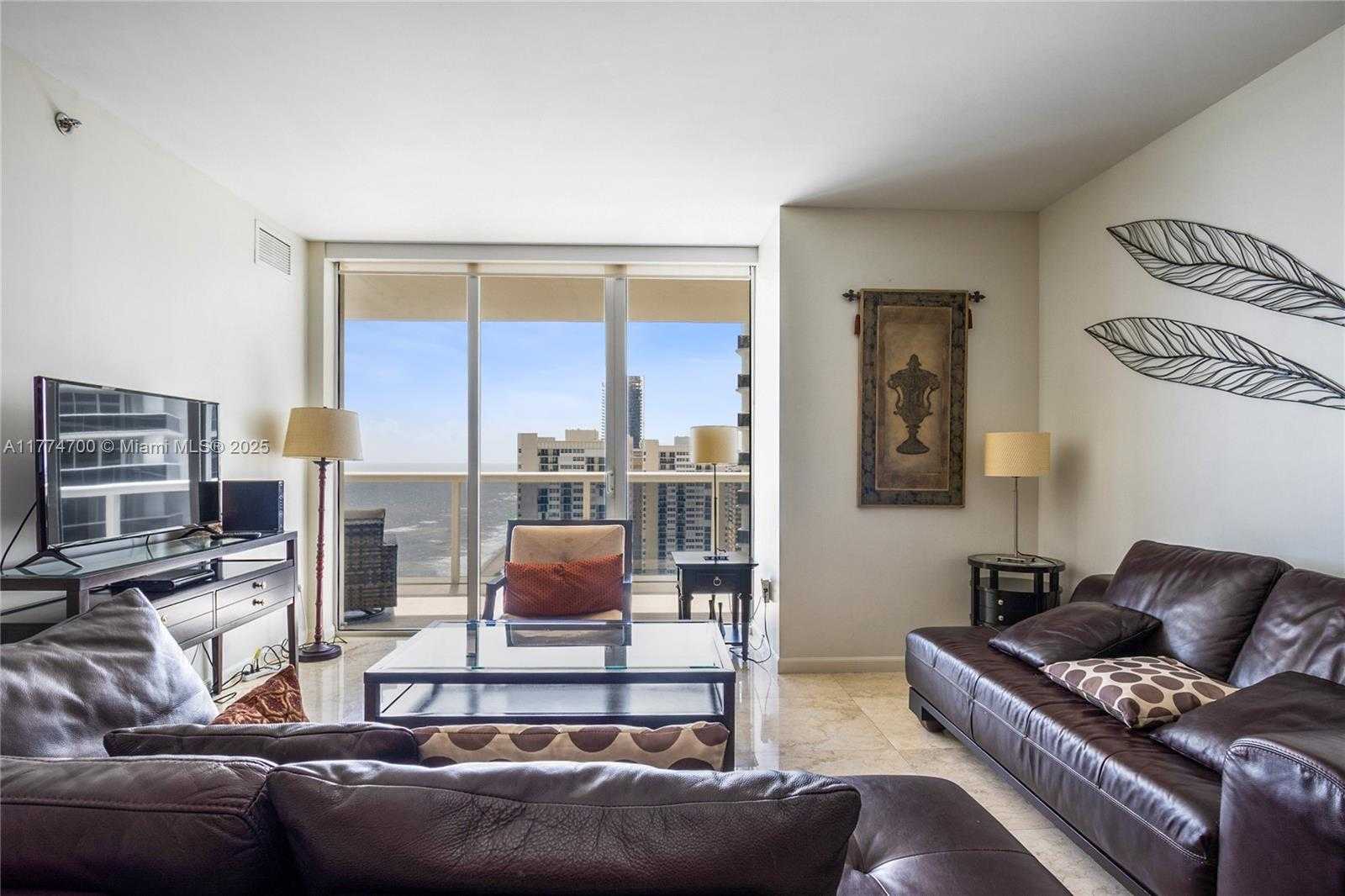 Small Image of 1830 SOUTH OCEAN DR #2104, Hallandale Beach Number 18