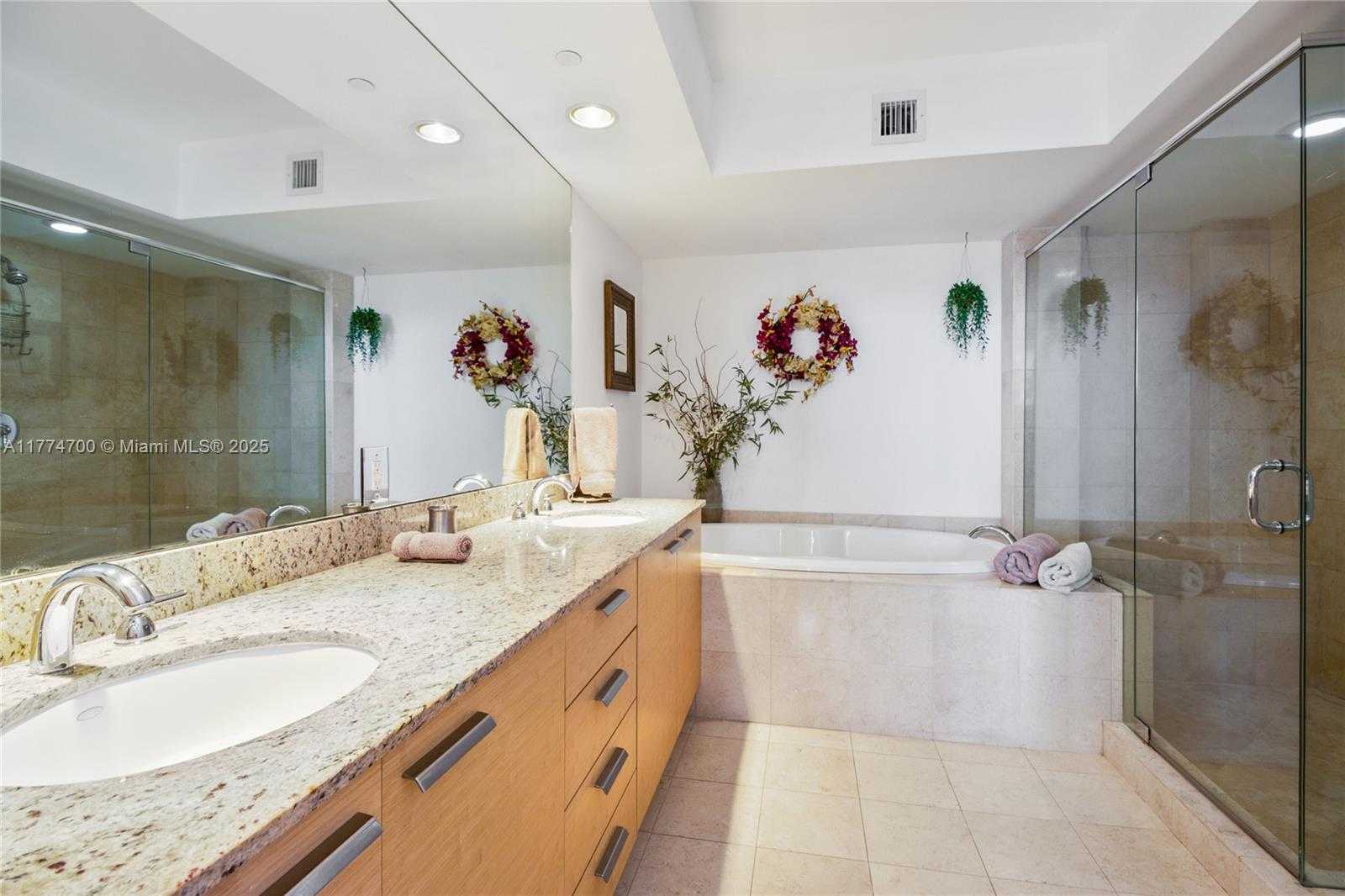 Small Image of 1830 SOUTH OCEAN DR #2104, Hallandale Beach Number 27