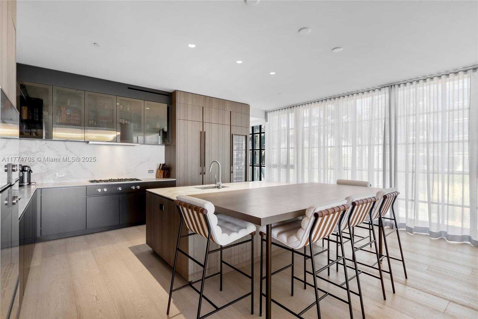 Small Image of 8955 COLLINS AVE #301, Surfside Number 22