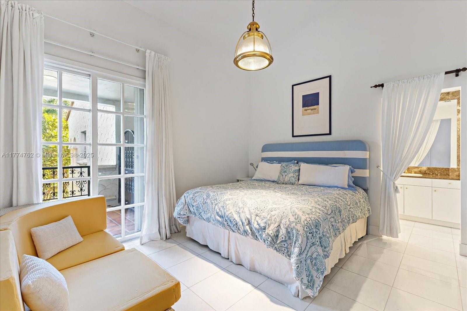 Small Image of 2134 Fisher Island Dr, Miami Beach, FL 33109, USA Number 27