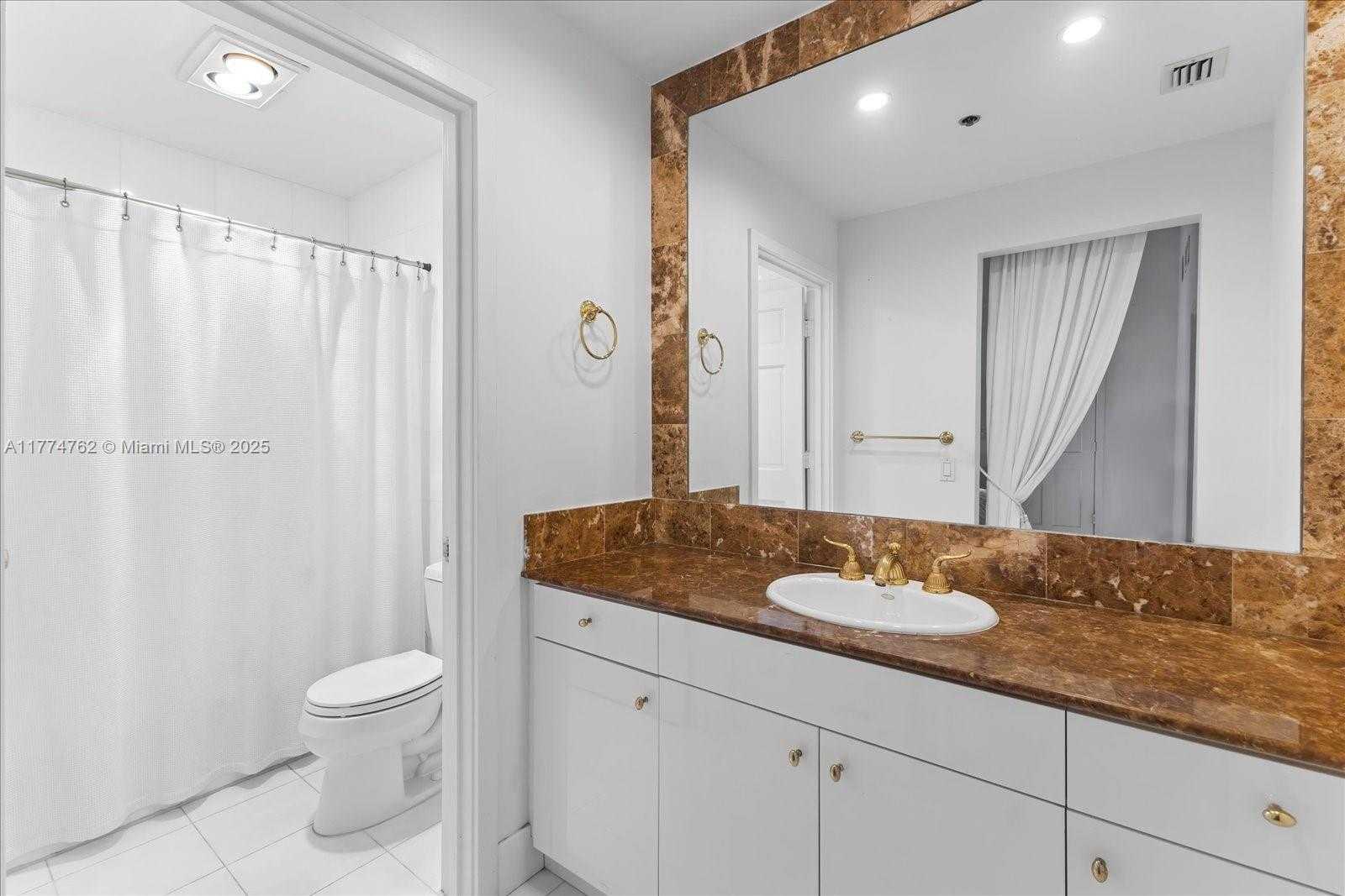 Small Image of 2134 Fisher Island Dr, Miami Beach, FL 33109, USA Number 29