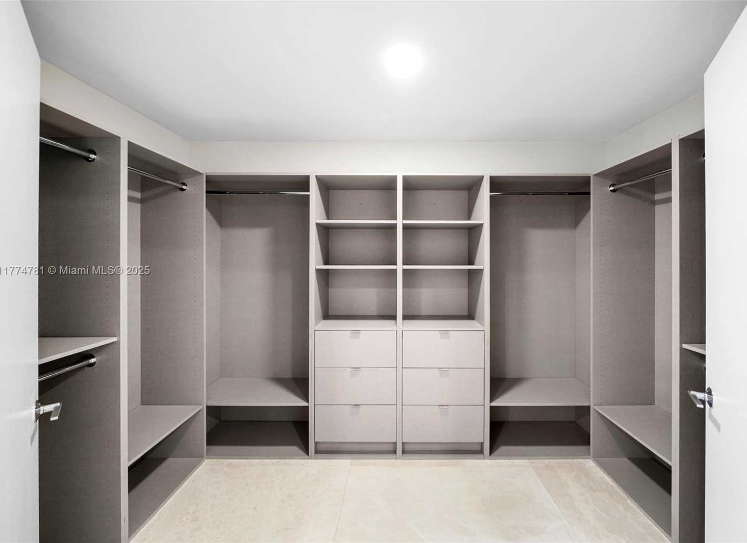 Small Image of 1500 BAY RD #N-0901, Miami Beach Number 24