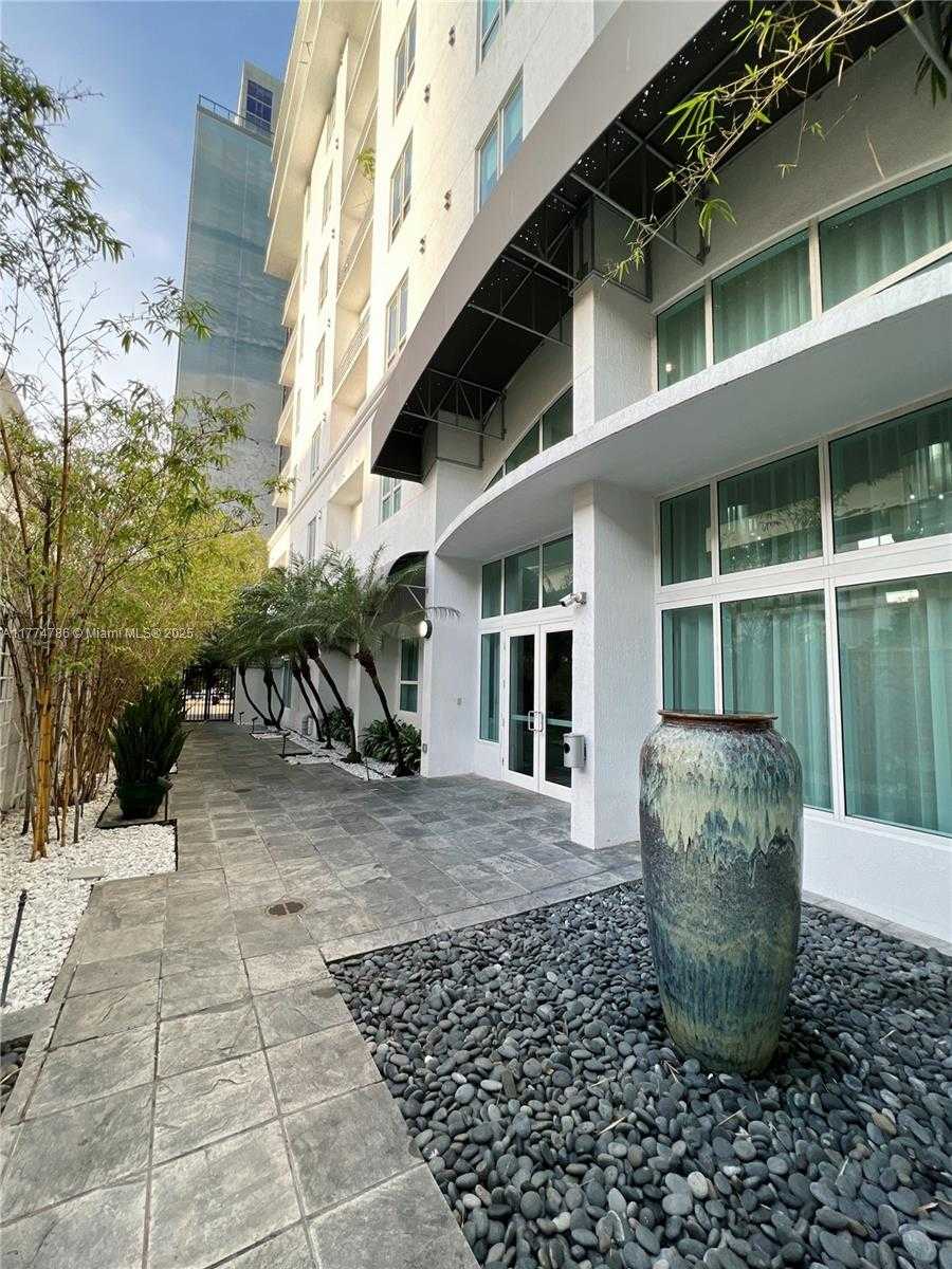 Small Image of 234 NORTH EAST 3RD ST #705, Miami Number 13