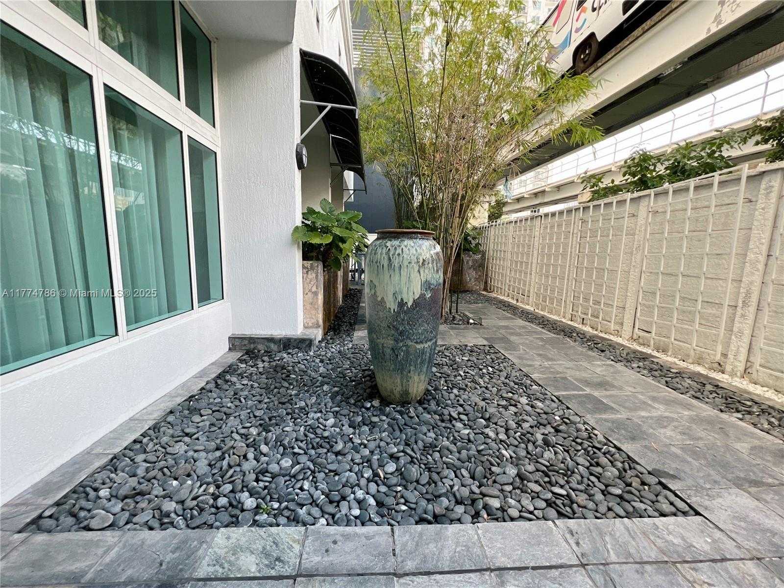 Small Image of 234 NORTH EAST 3RD ST #705, Miami Number 5