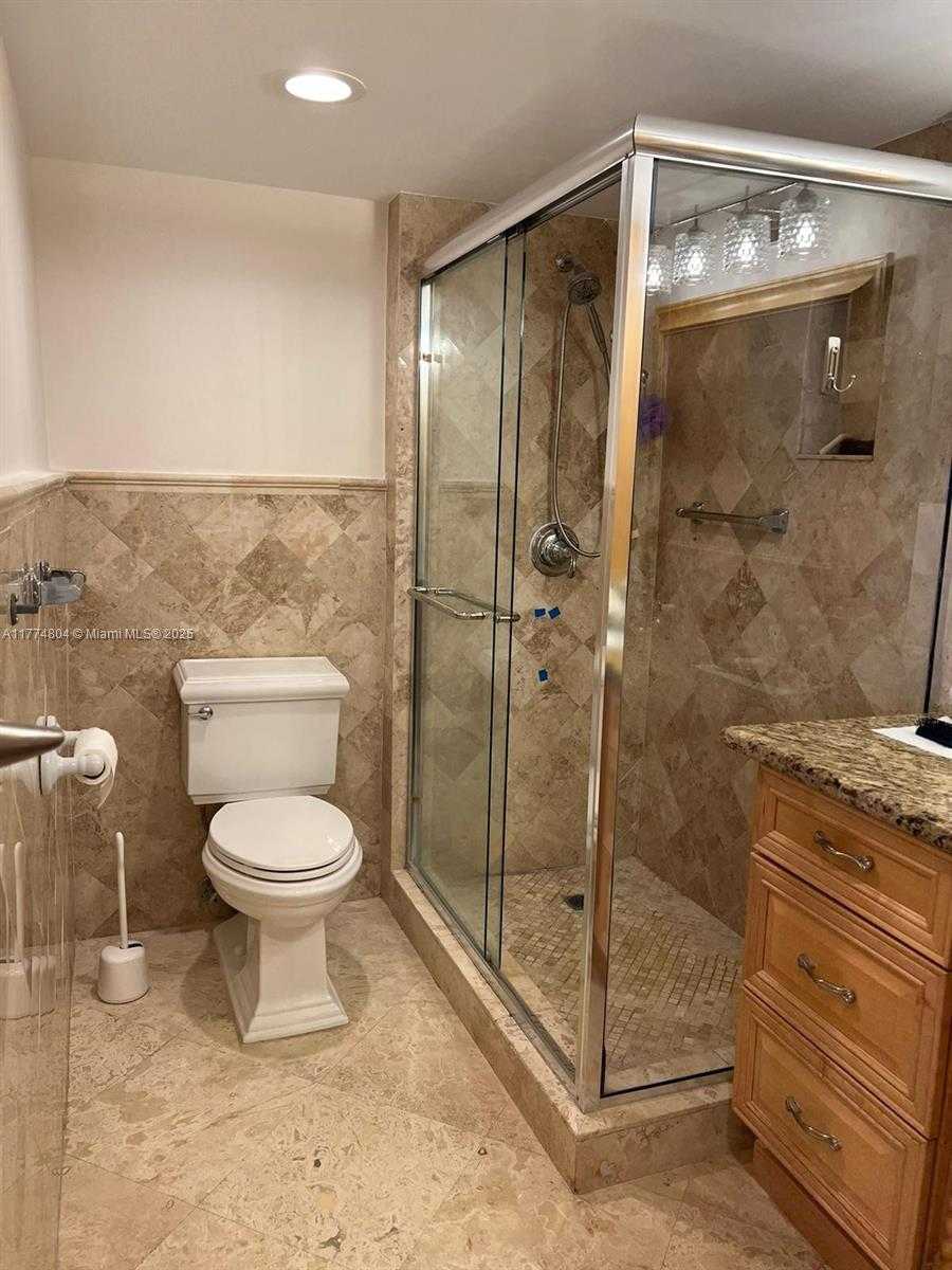 Small Image of 290 174TH ST #902, Sunny Isles Beach Number 12