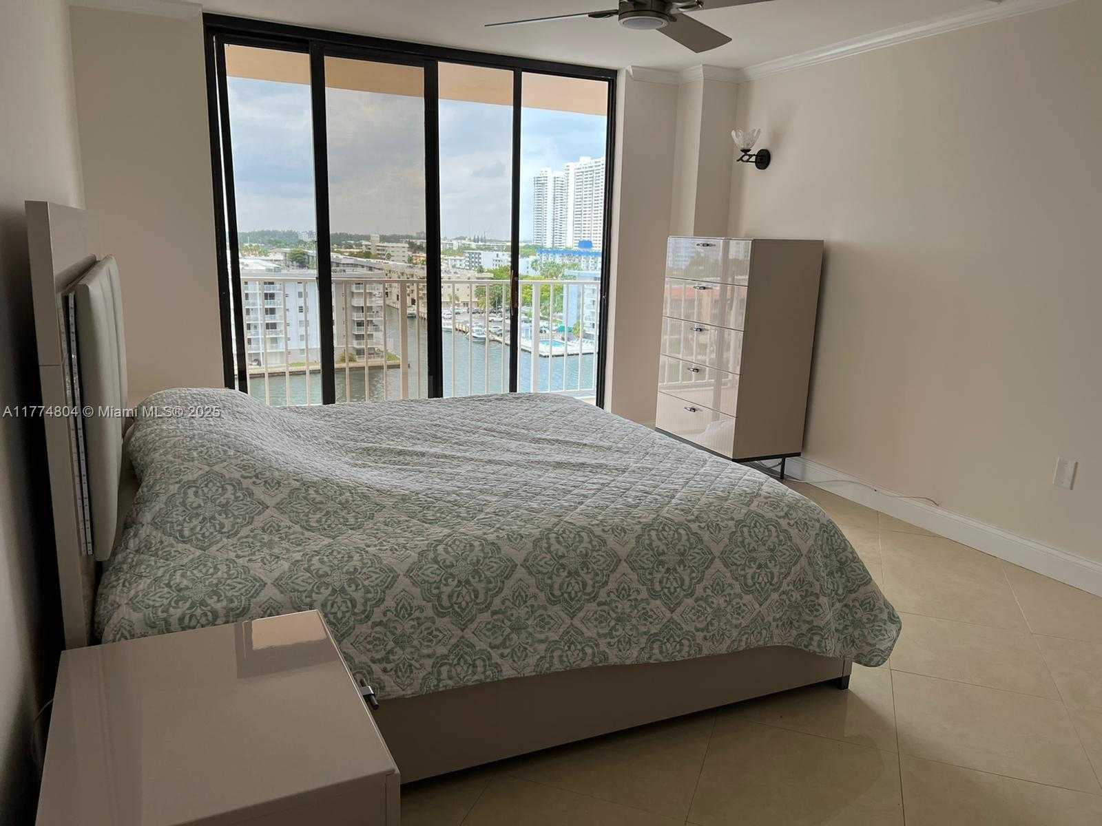 Small Image of 290 174TH ST #902, Sunny Isles Beach Number 15
