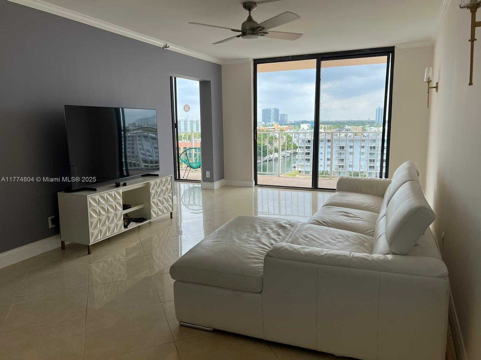 Small Image of 290 174TH ST #902, Sunny Isles Beach Number 3