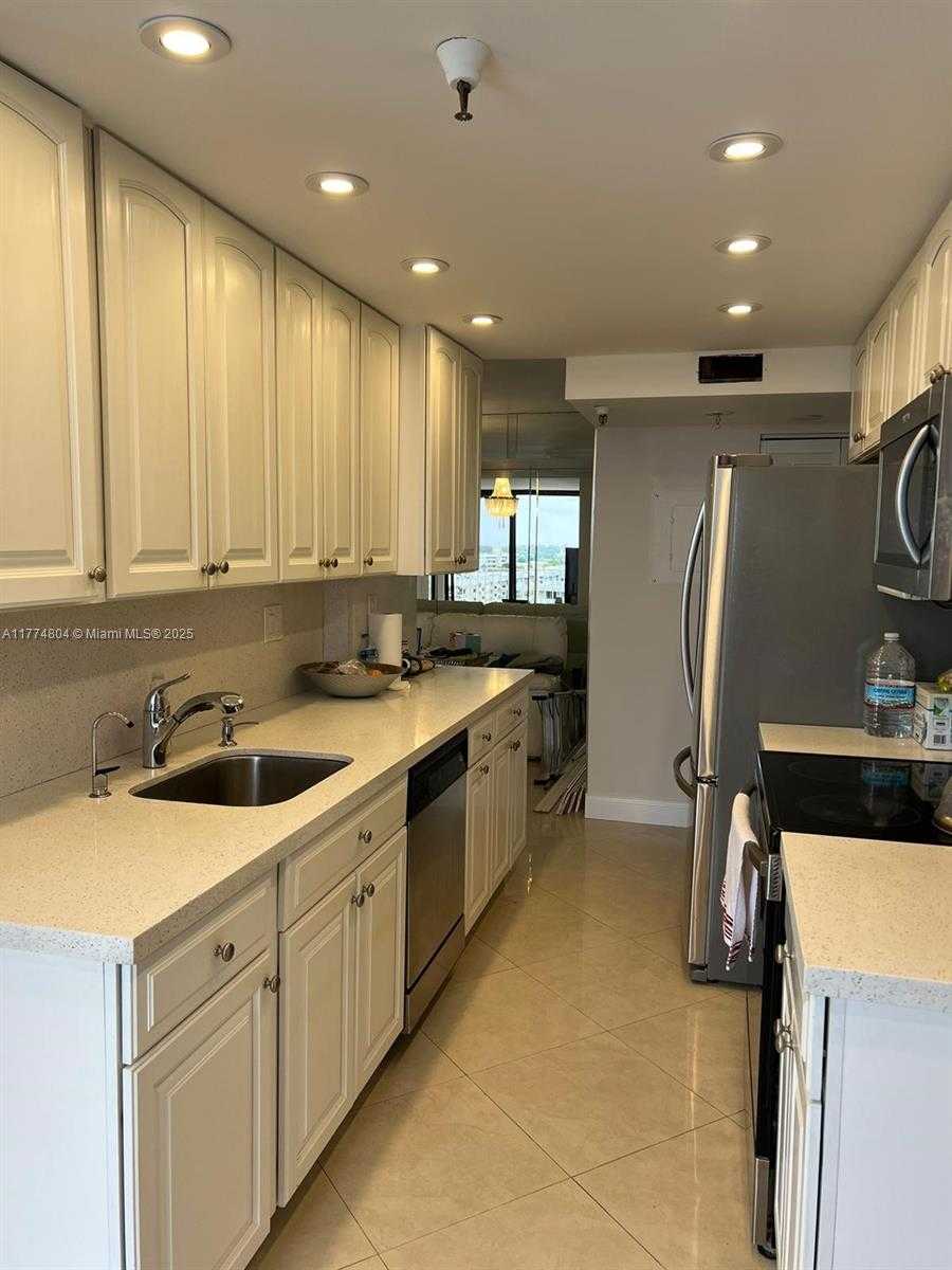 Small Image of 290 174TH ST #902, Sunny Isles Beach Number 7
