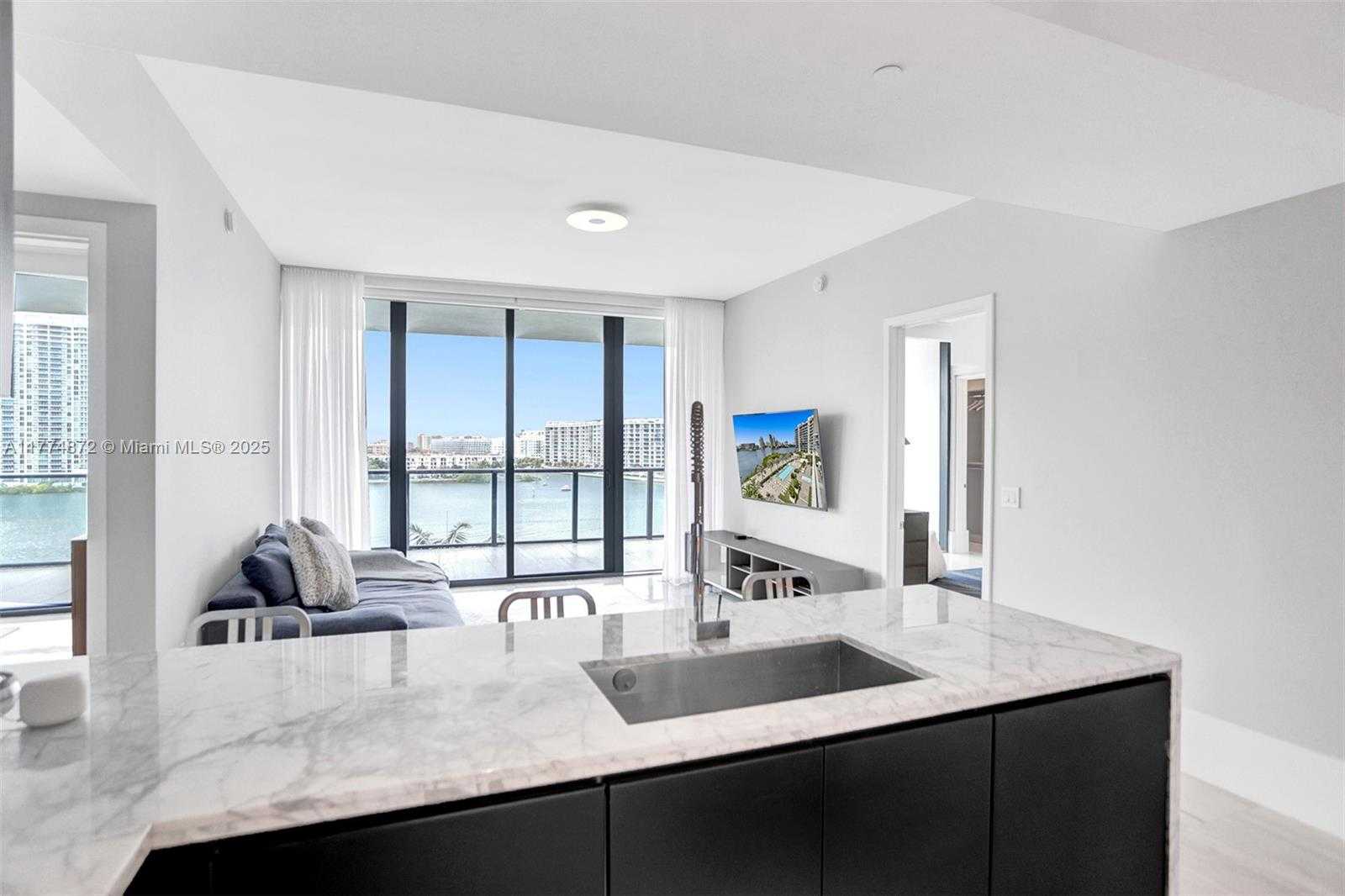 Small Image of 5000 ISLAND ESTATES DR #707, Aventura Number 27