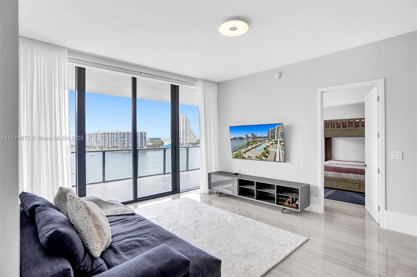 Small Image of 5000 ISLAND ESTATES DR #707, Aventura Number 31