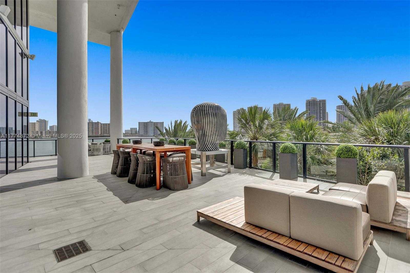Small Image of 5000 ISLAND ESTATES DR #707, Aventura Number 46