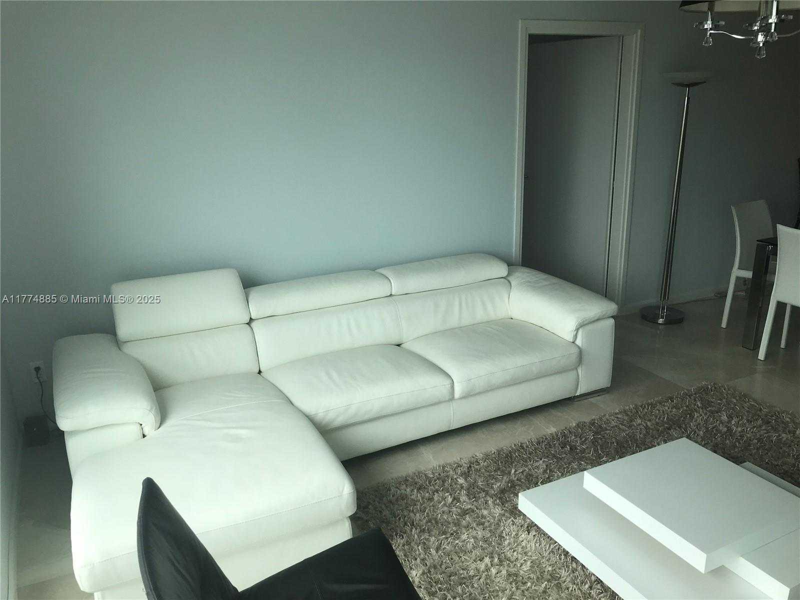 Small Image of 300 SOUTH BISCAYNE BLVD #T-3106, Miami Number 7