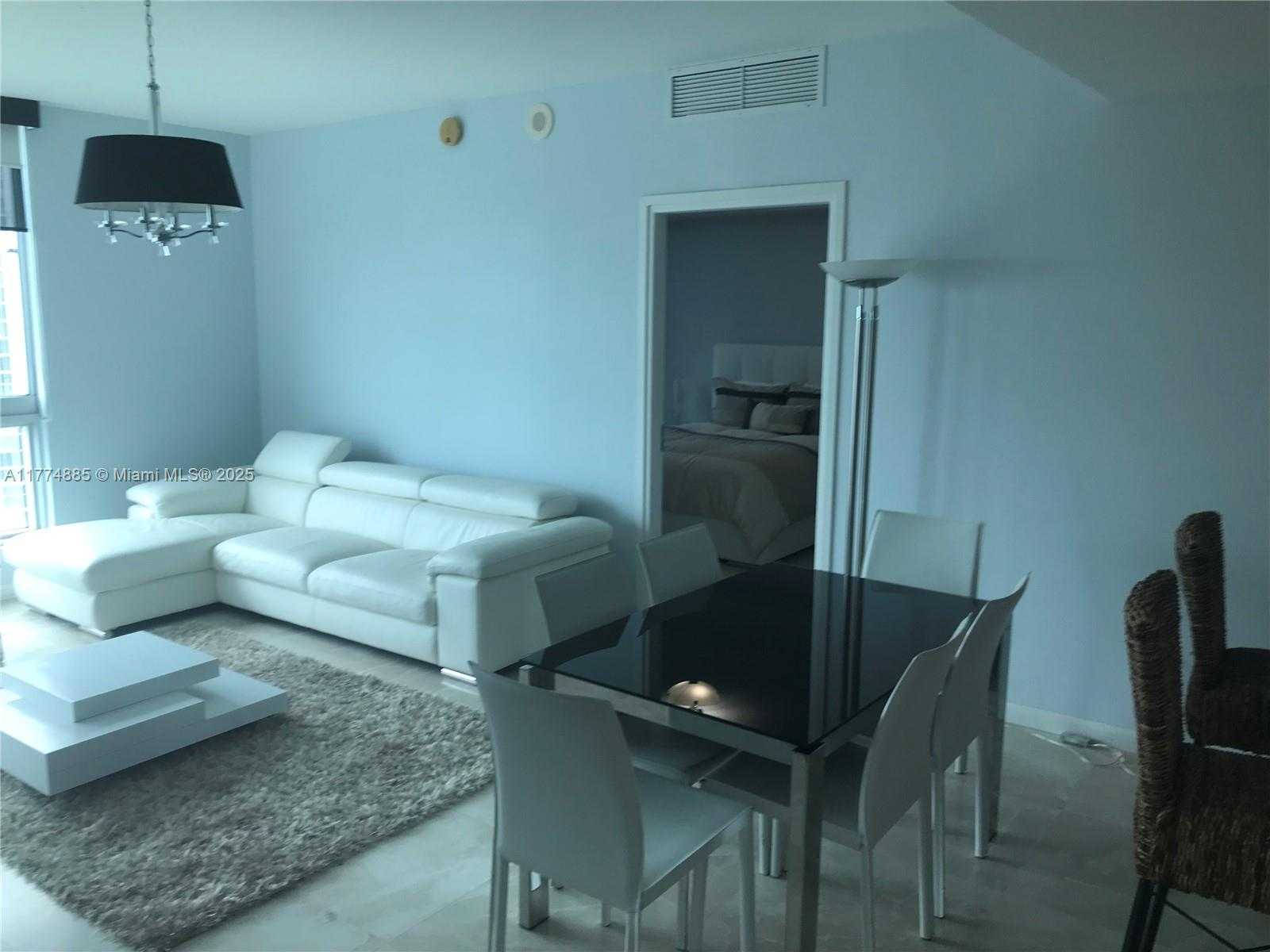 Small Image of 300 SOUTH BISCAYNE BLVD #T-3106, Miami Number 8
