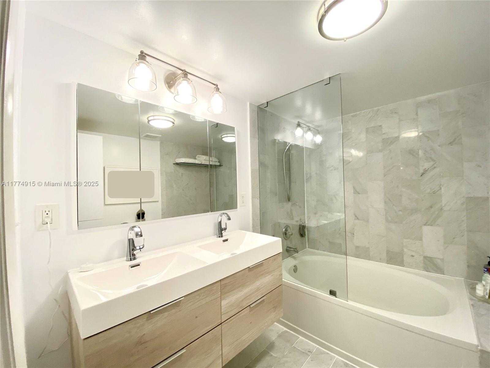Small Image of 10289 SOUTH WEST 77TH CT #10289, Miami Number 4