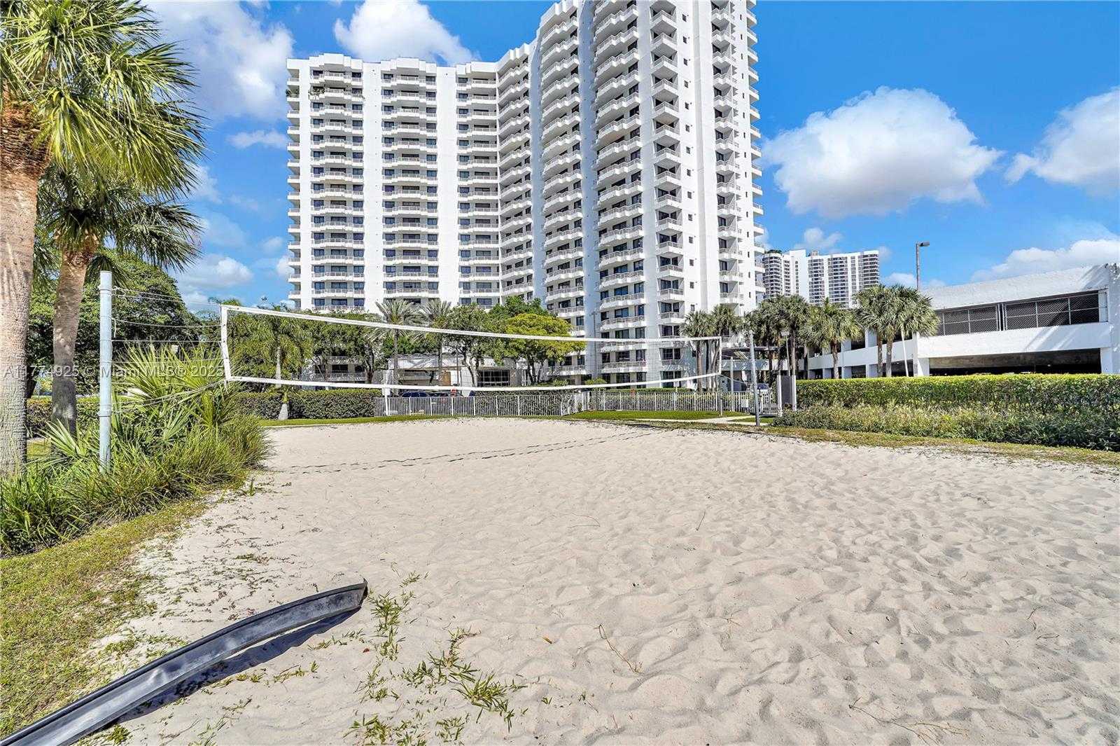 Small Image of 3300 NORTH EAST 191ST ST #LP03, Aventura Number 26