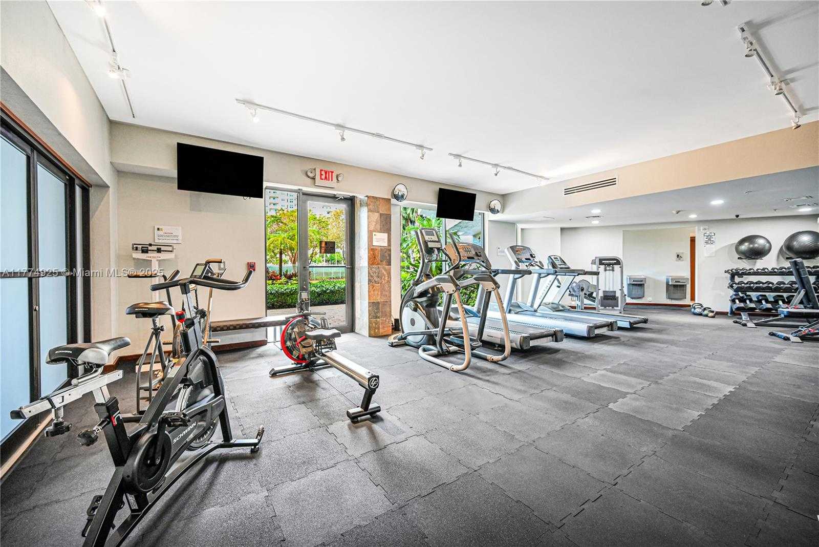 Small Image of 3300 NORTH EAST 191ST ST #LP03, Aventura Number 29
