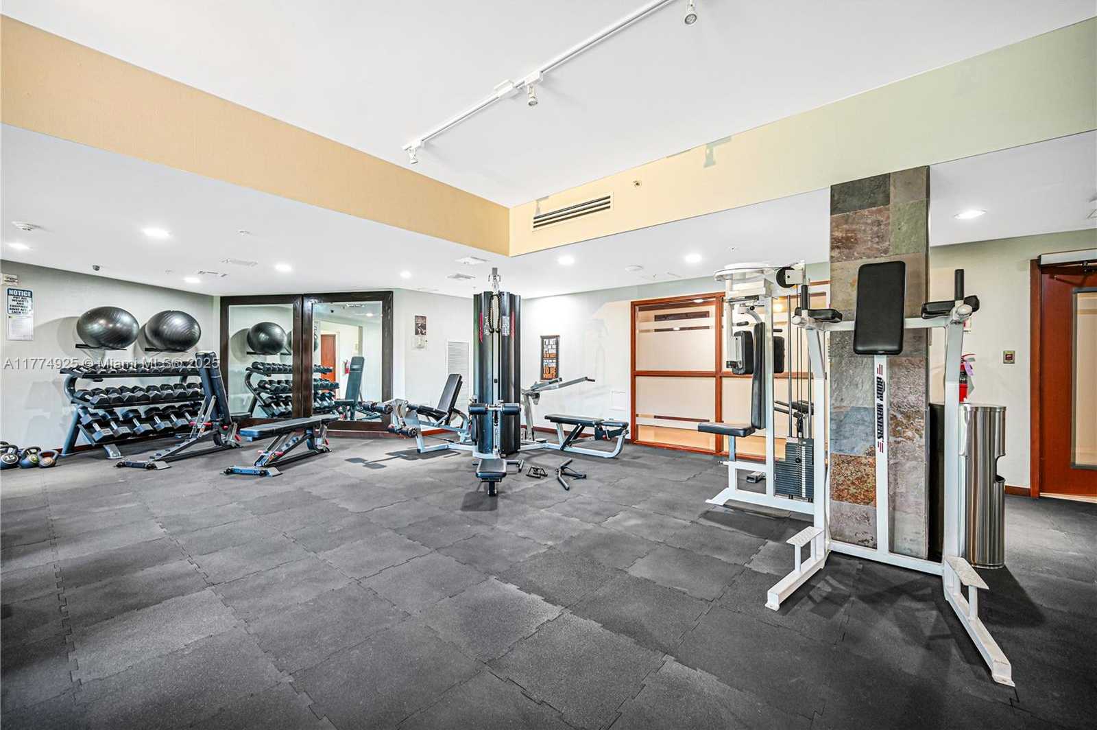 Small Image of 3300 NORTH EAST 191ST ST #LP03, Aventura Number 30