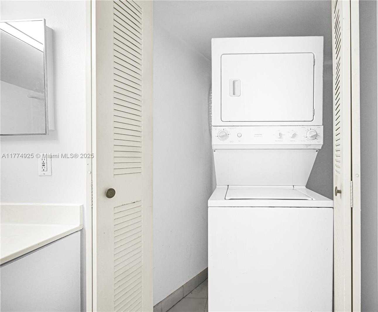 Small Image of 3300 NORTH EAST 191ST ST #LP03, Aventura Number 37