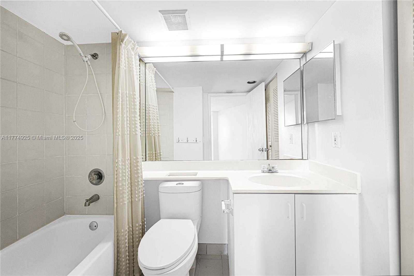 Small Image of 3300 NORTH EAST 191ST ST #LP03, Aventura Number 38