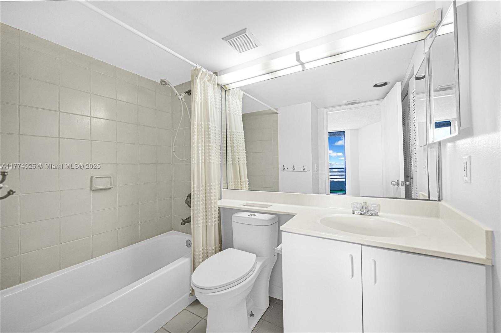 Small Image of 3300 NORTH EAST 191ST ST #LP03, Aventura Number 39