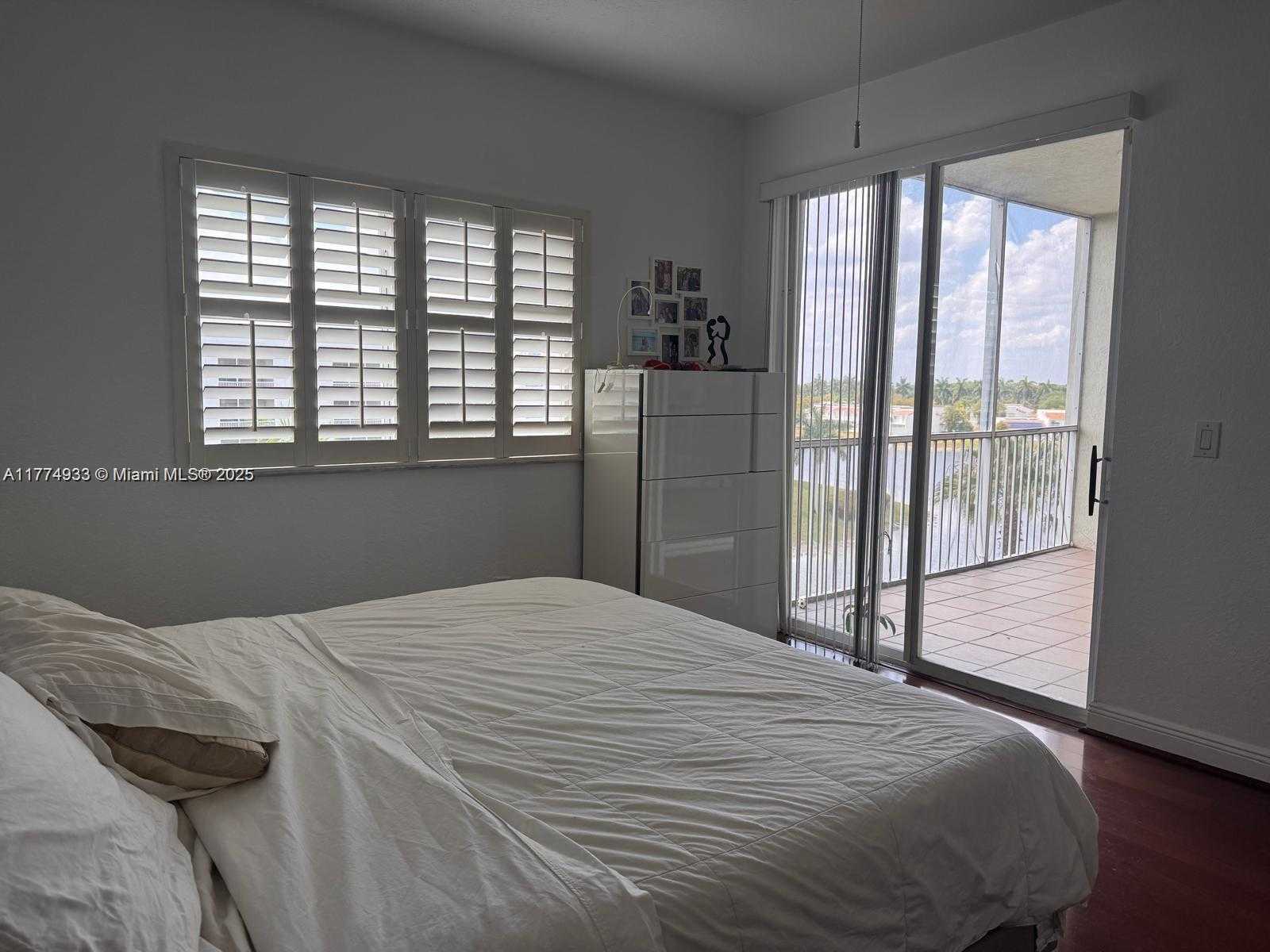Small Image of 10720 NORTH WEST 66TH ST #503, Doral Number 13