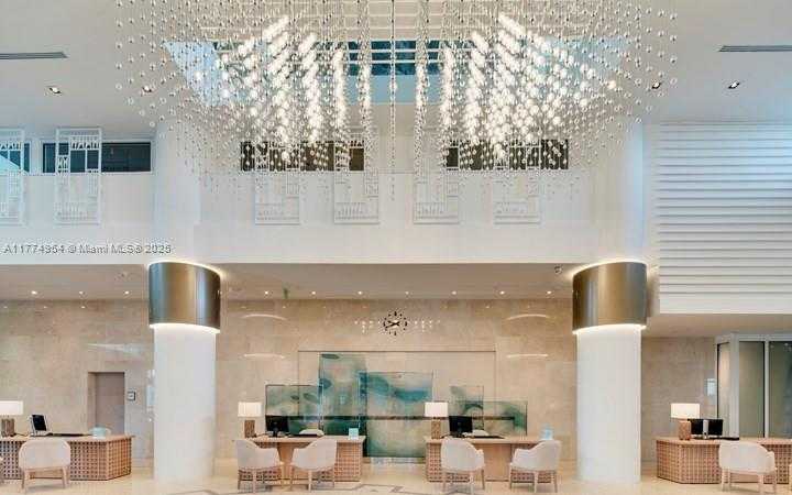 Small Image of 6799 COLLINS AVE #1506, Miami Beach Number 41