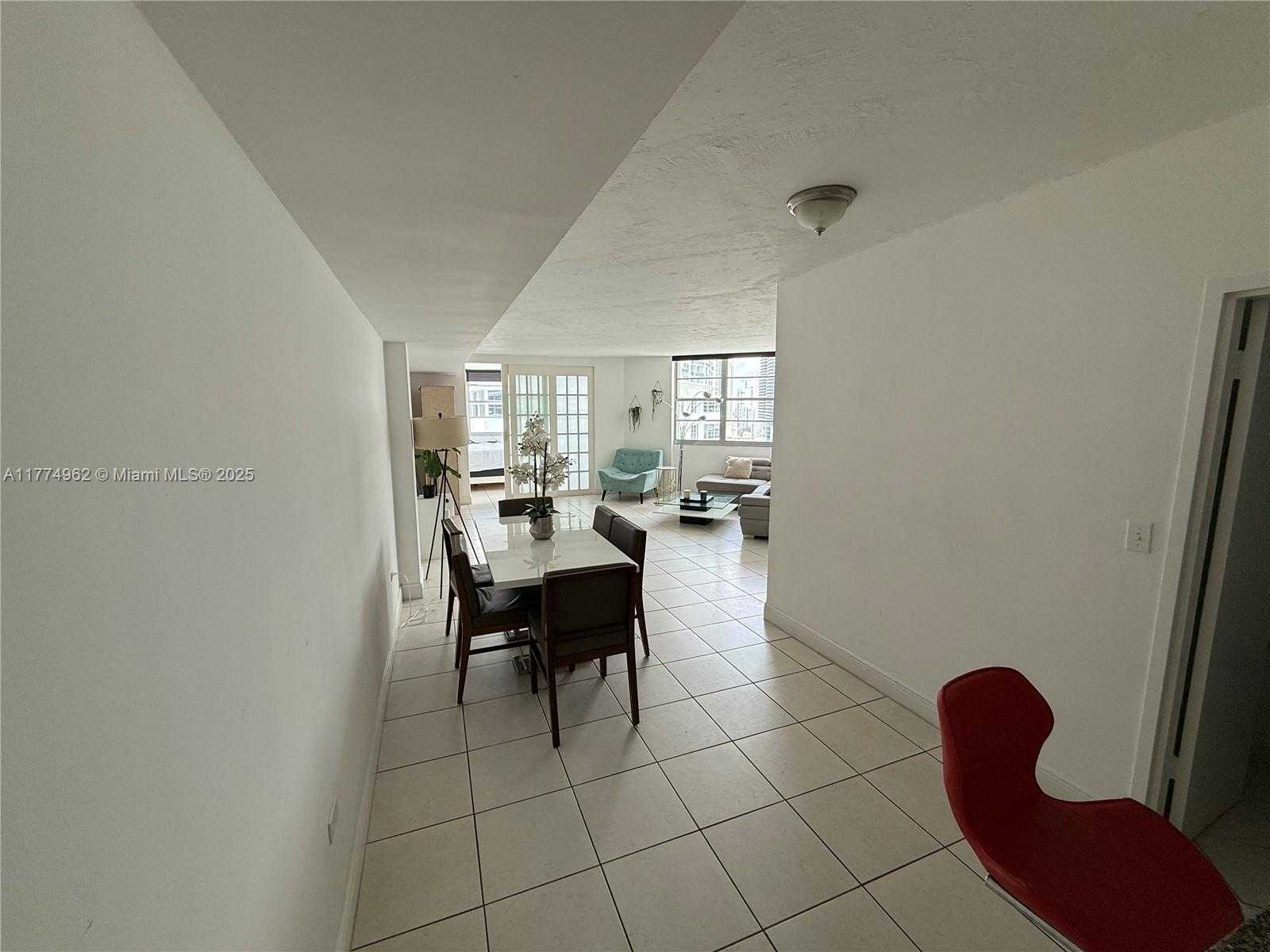 Small Image of 801 BRICKELL BAY DR #2064, Miami Number 14