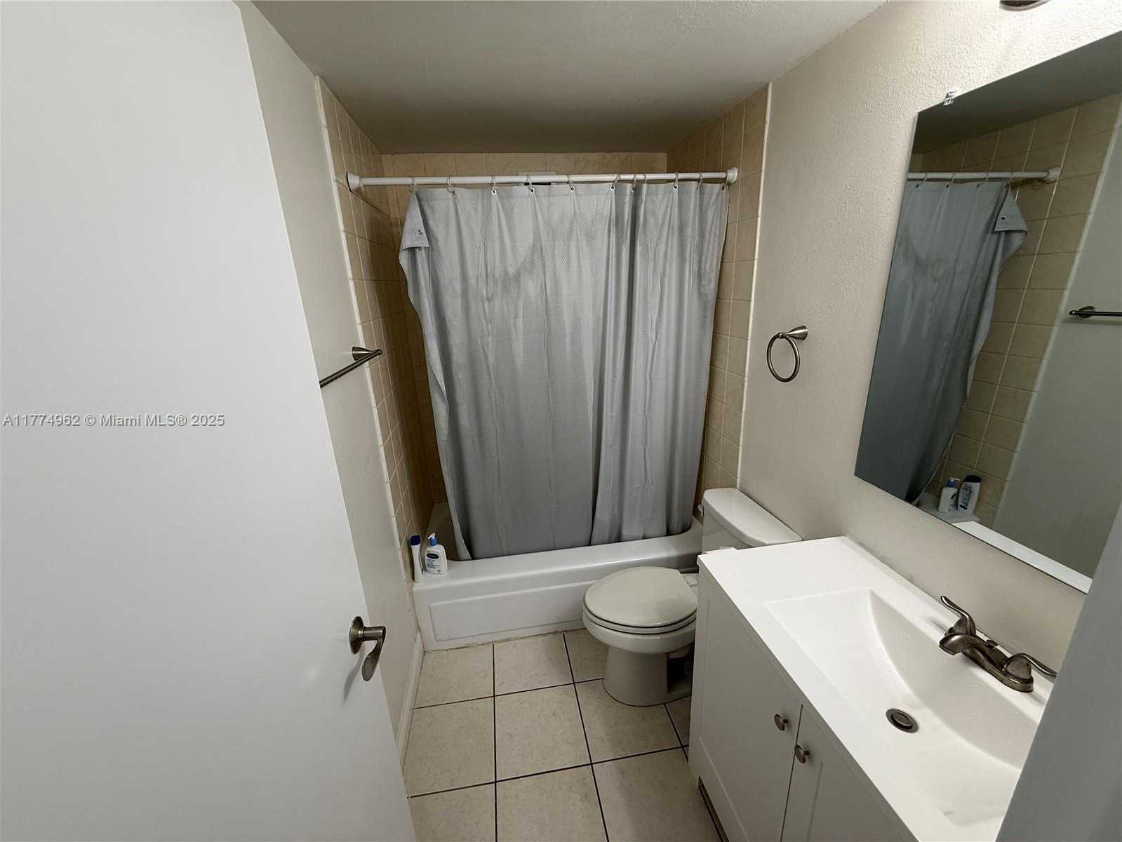 Small Image of 801 BRICKELL BAY DR #2064, Miami Number 20