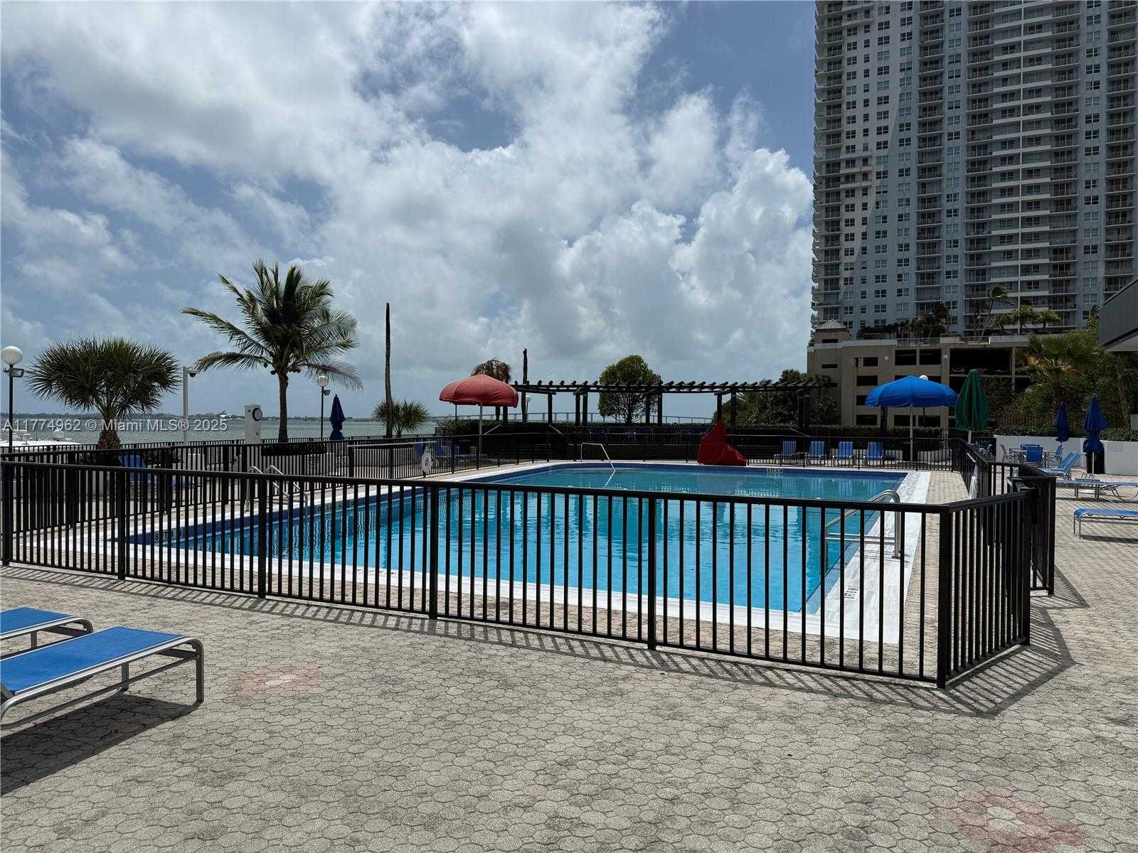 Small Image of 801 BRICKELL BAY DR #2064, Miami Number 24
