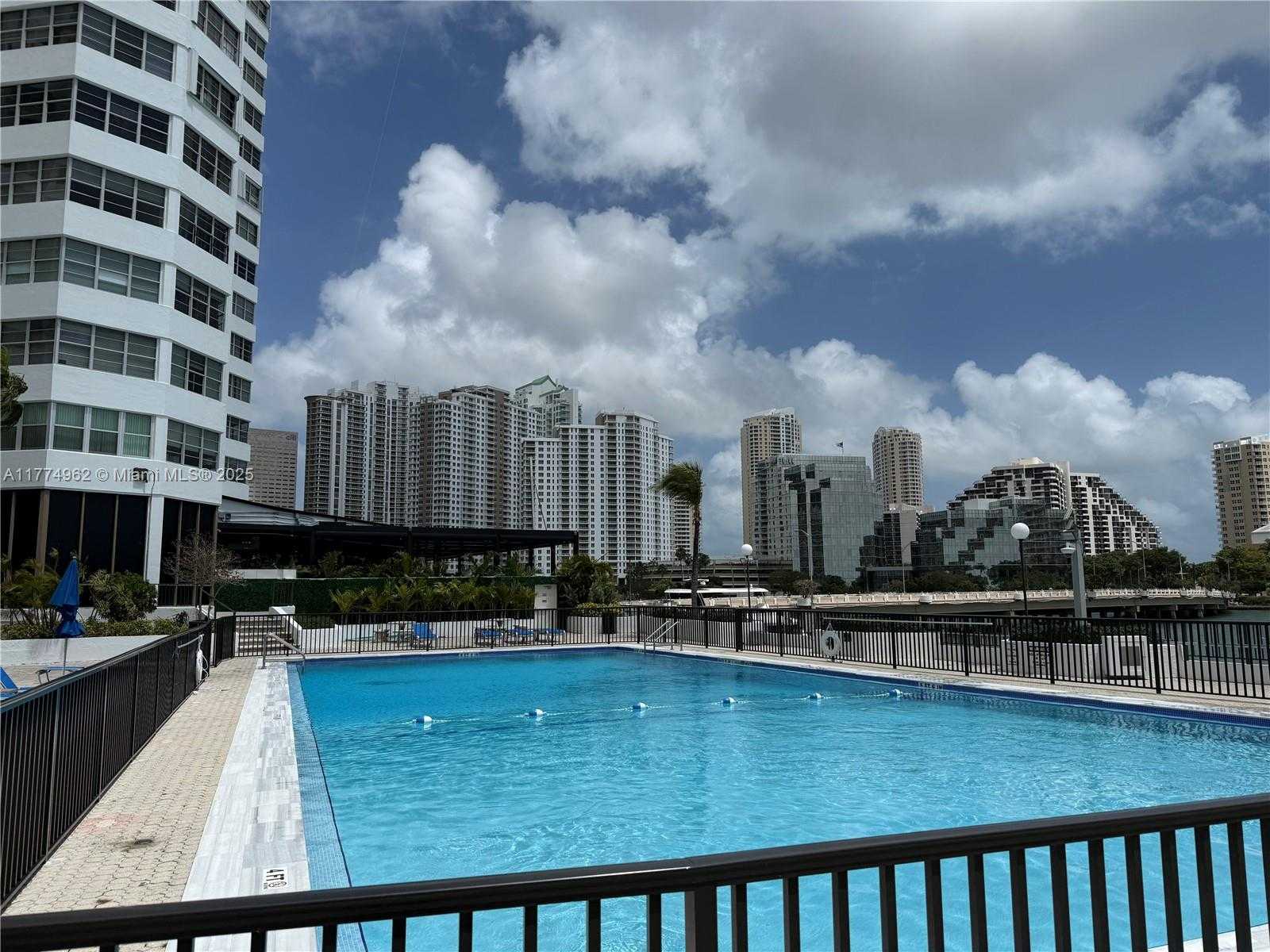Small Image of 801 BRICKELL BAY DR #2064, Miami Number 27