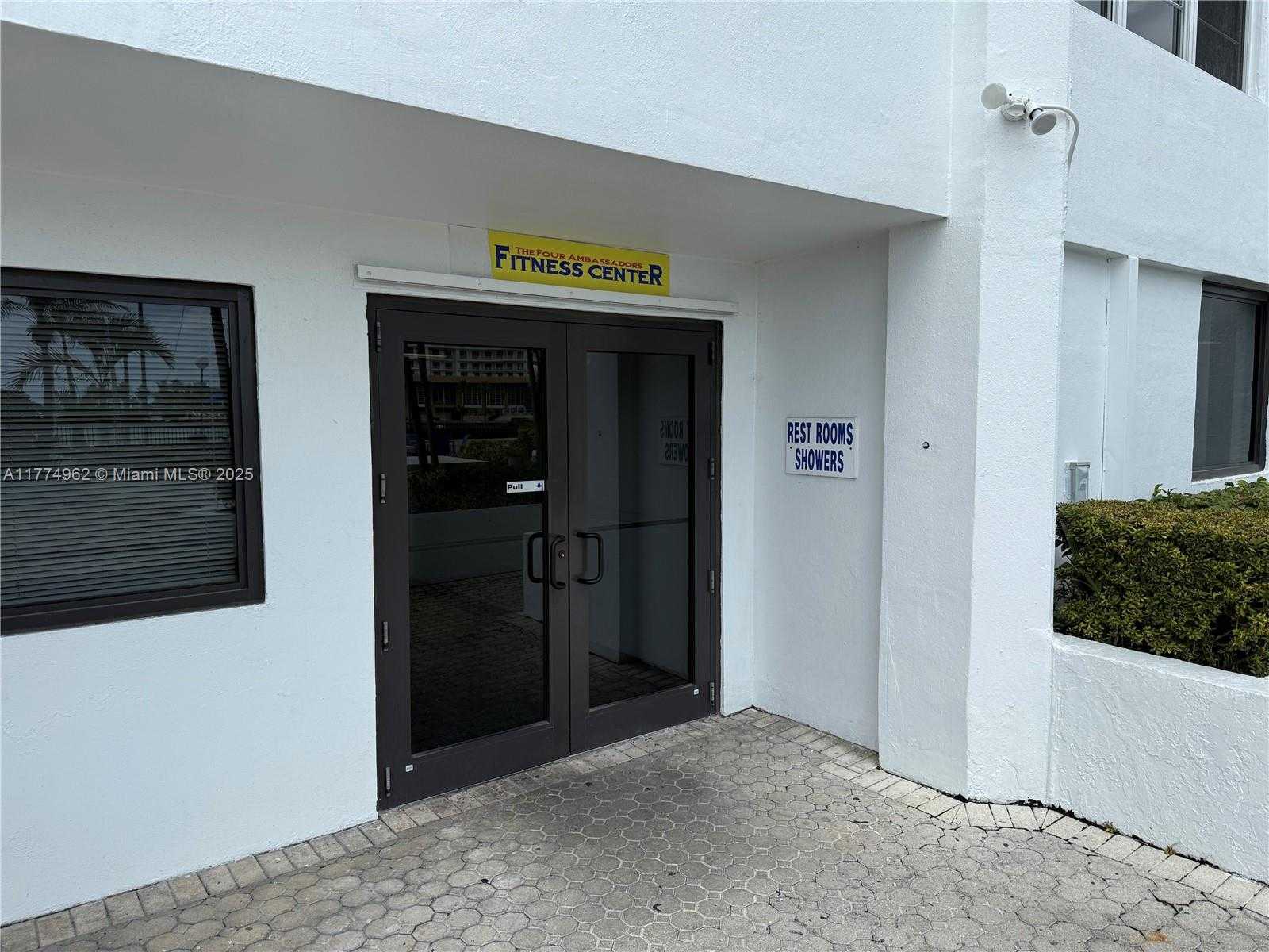 Small Image of 801 BRICKELL BAY DR #2064, Miami Number 35