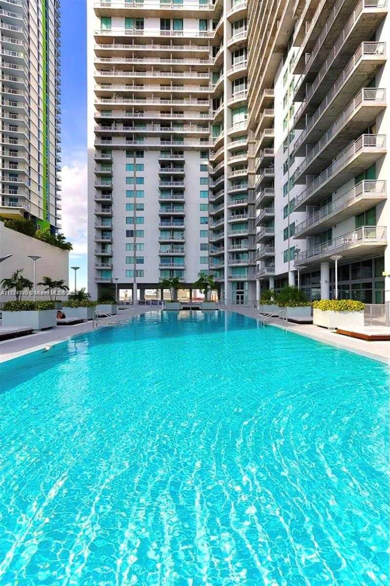 Small Image of 690 SOUTH WEST 1ST CT #1516, Miami Number 20