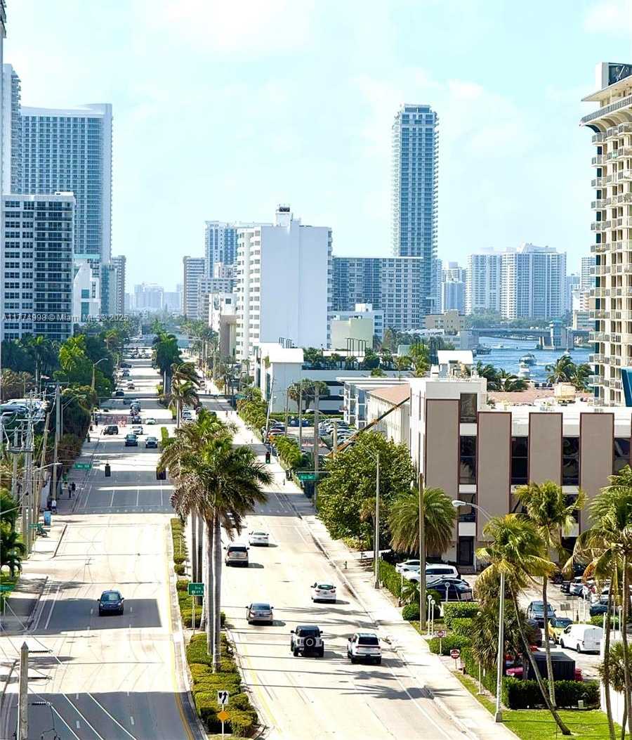 Small Image of 1501 SOUTH OCEAN DR #905, Hollywood Number 21