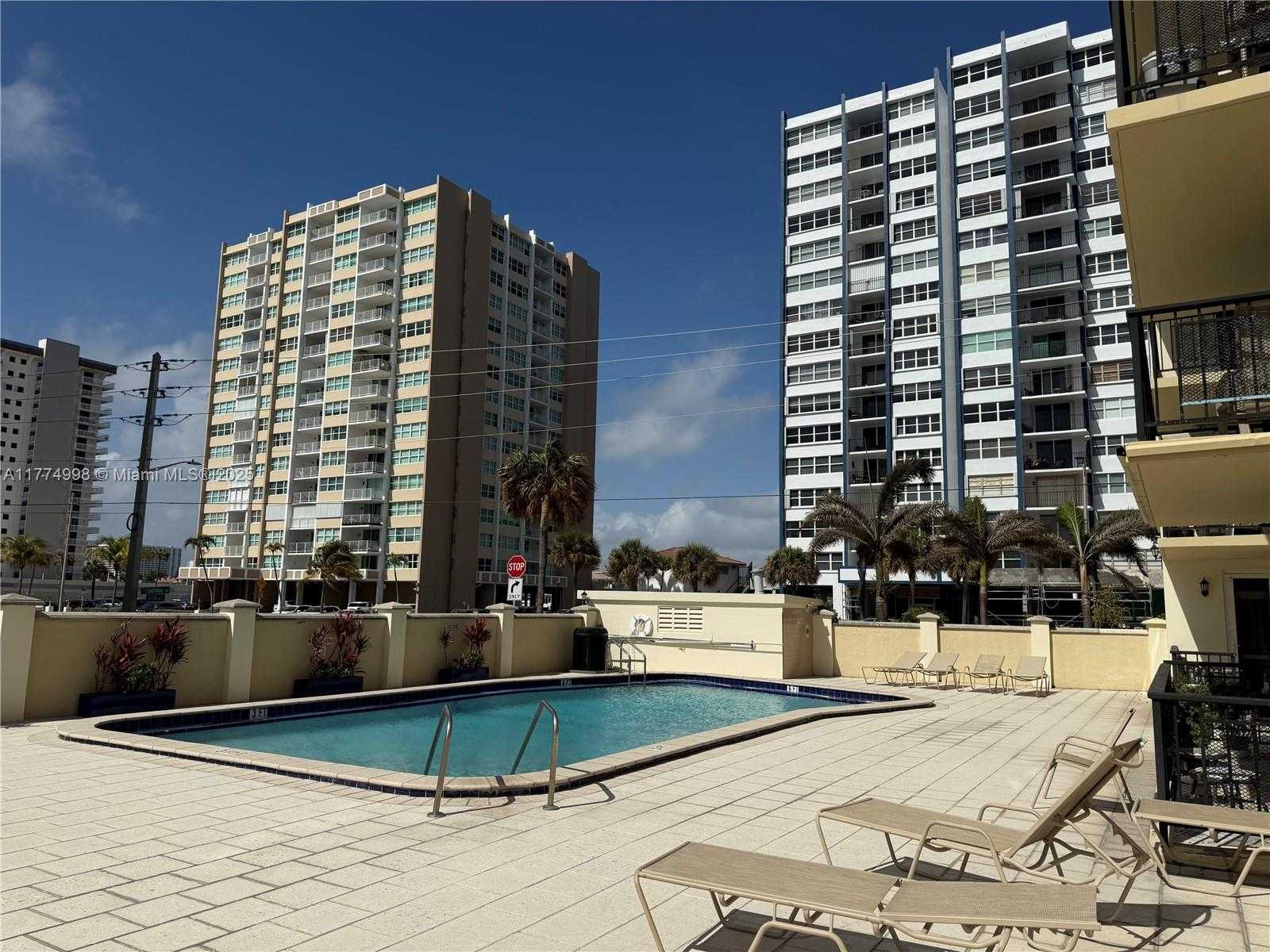 Small Image of 1501 SOUTH OCEAN DR #905, Hollywood Number 23