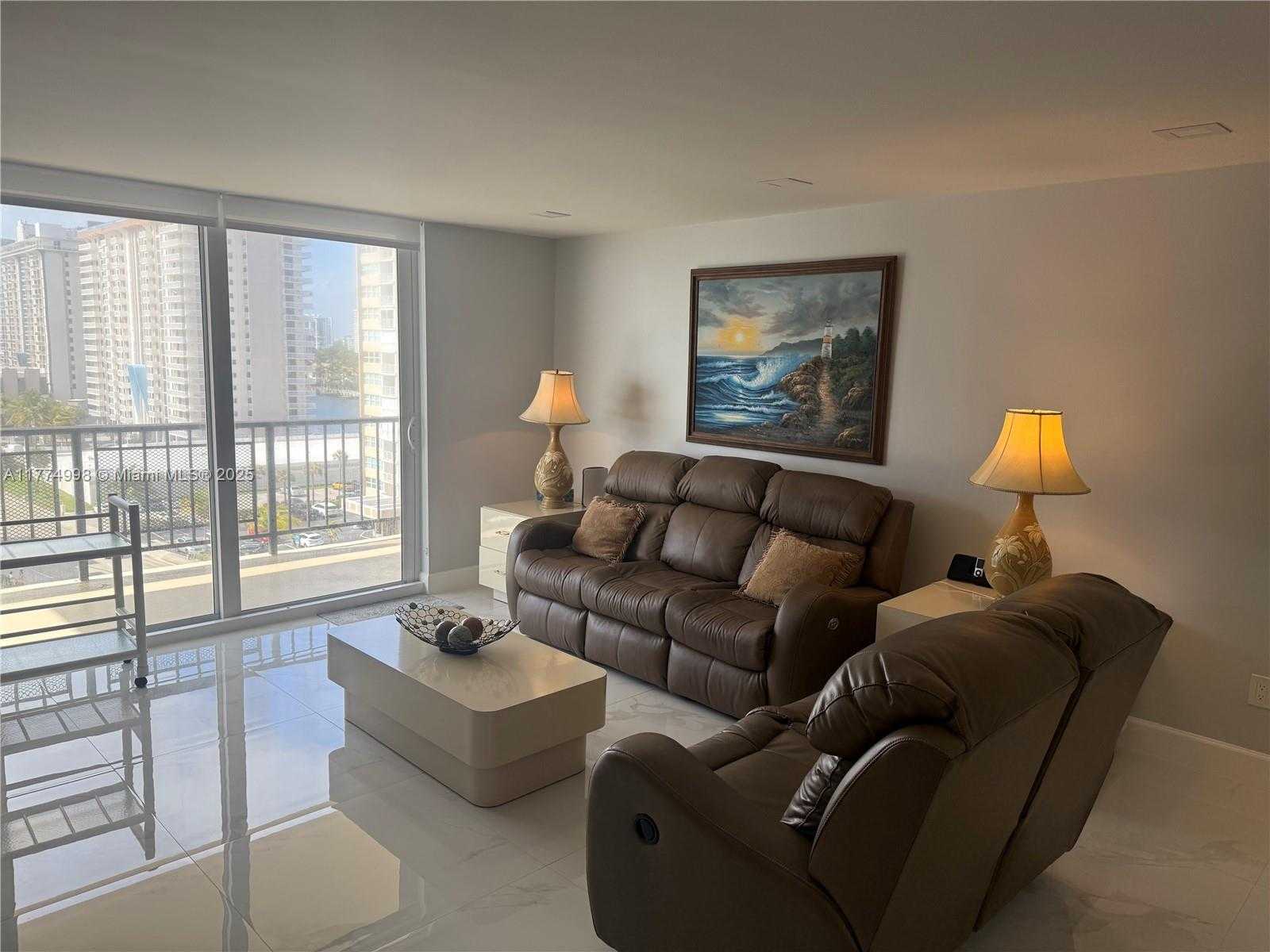 Small Image of 1501 SOUTH OCEAN DR #905, Hollywood Number 6