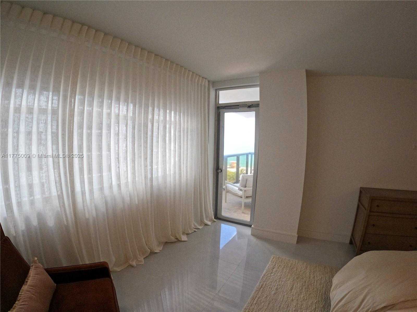 Small Image of 6039 COLLINS AVE #715, Miami Beach Number 24