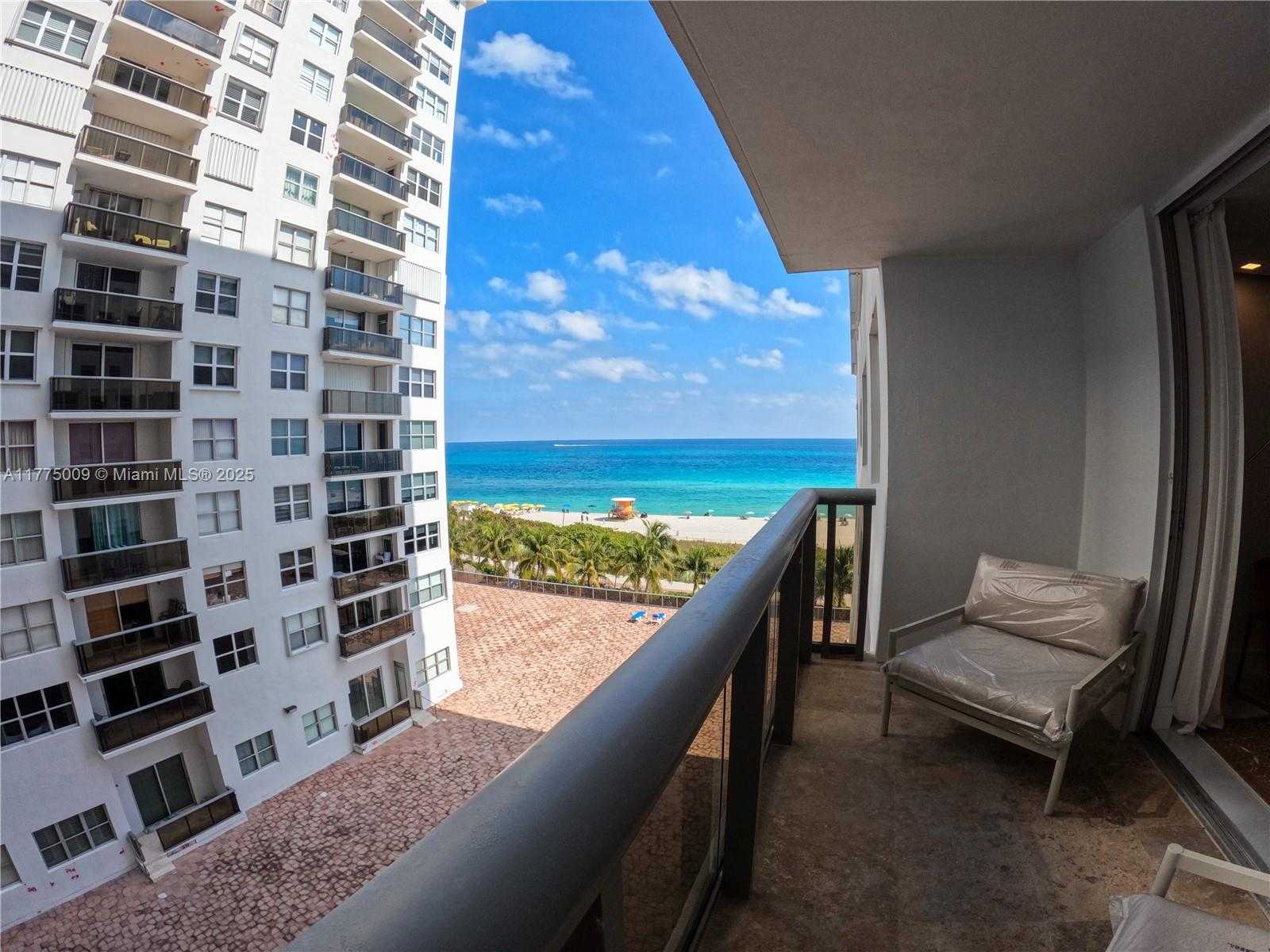 Small Image of 6039 COLLINS AVE #715, Miami Beach Number 28