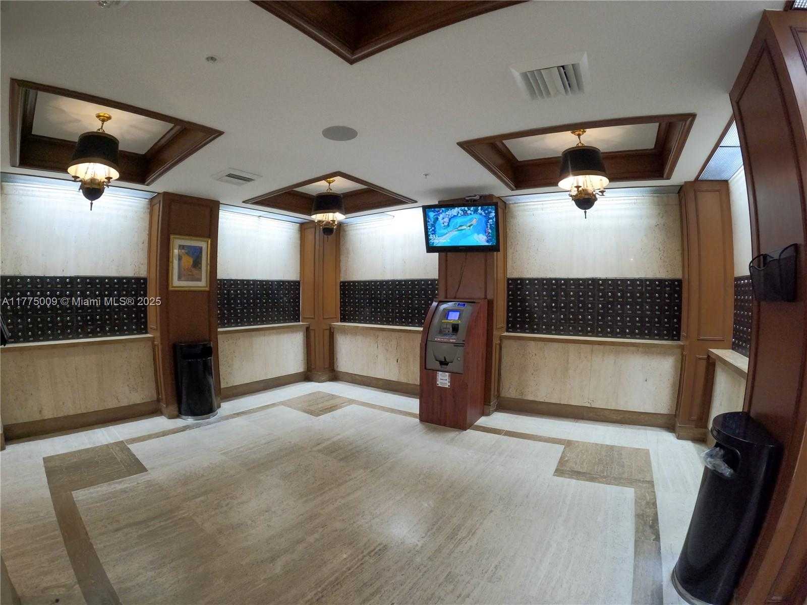 Small Image of 6039 COLLINS AVE #715, Miami Beach Number 37