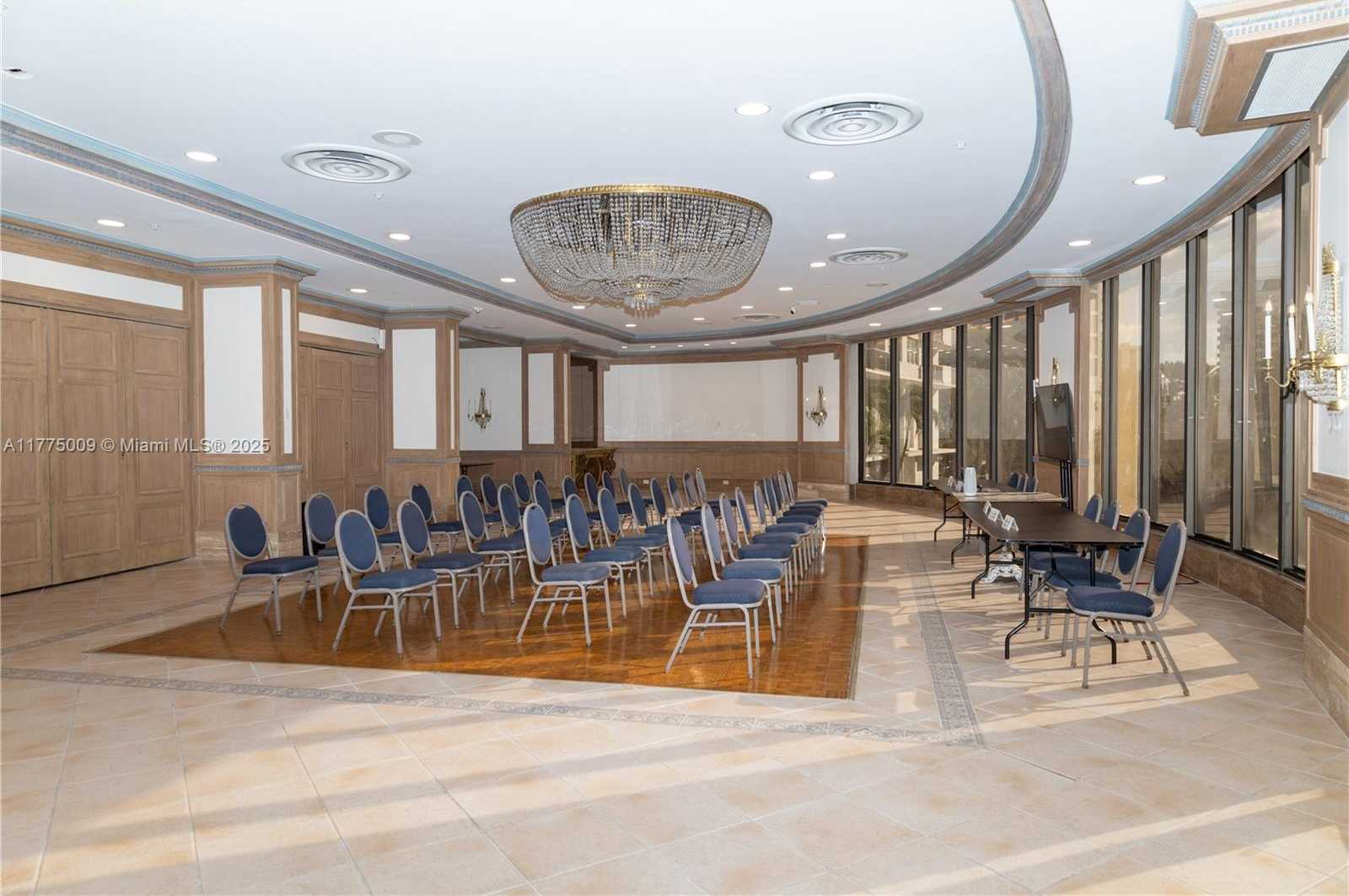 Small Image of 6039 COLLINS AVE #715, Miami Beach Number 41
