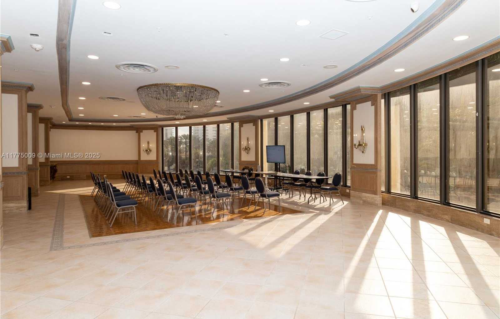 Small Image of 6039 COLLINS AVE #715, Miami Beach Number 42