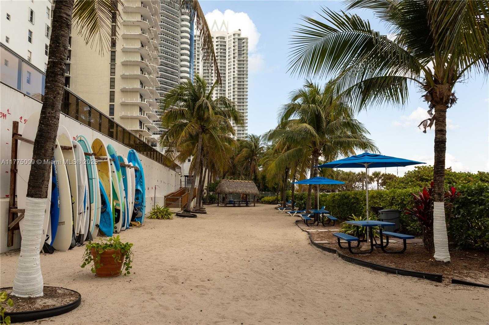 Small Image of 6039 COLLINS AVE #715, Miami Beach Number 62