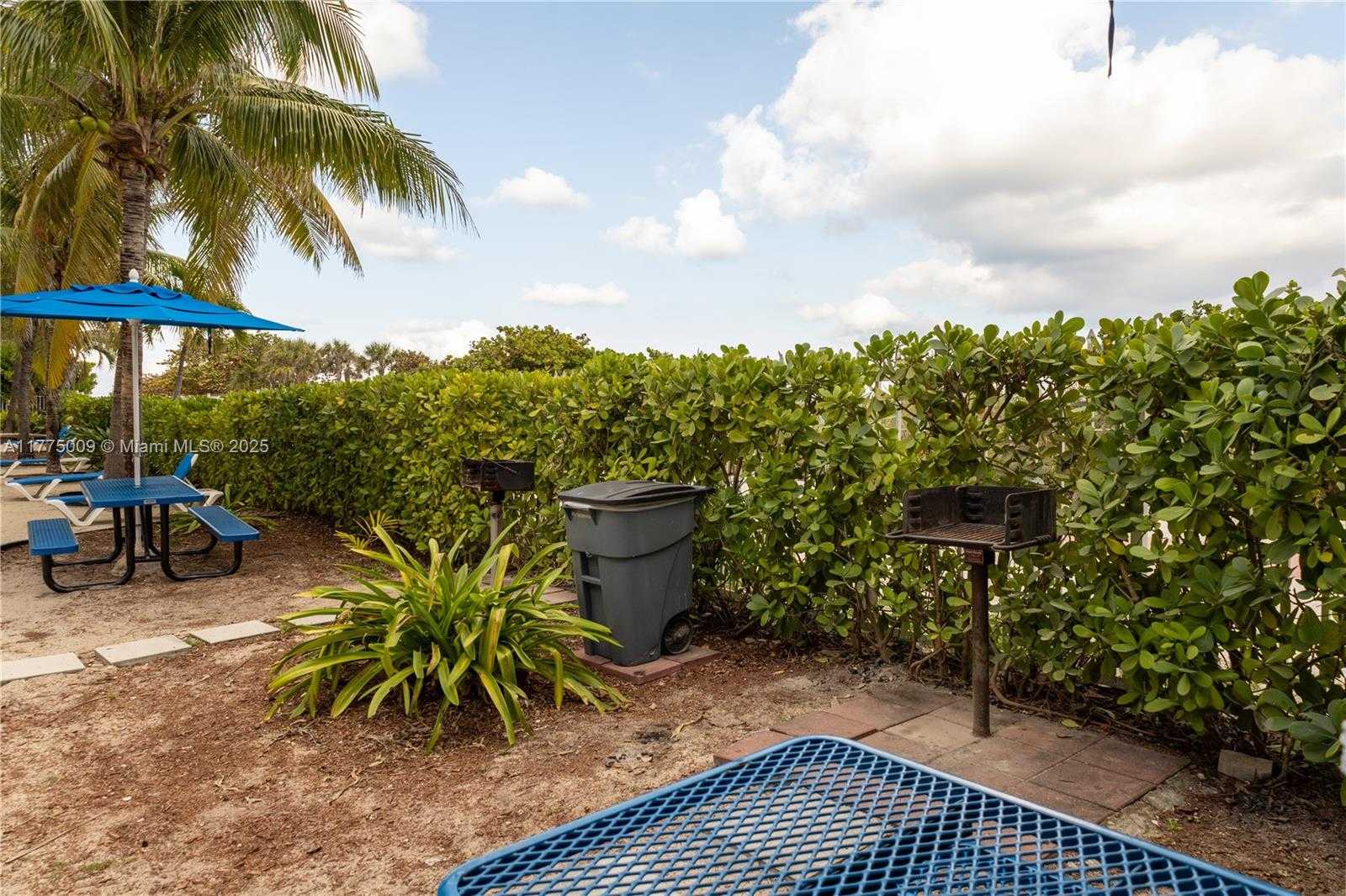 Small Image of 6039 COLLINS AVE #715, Miami Beach Number 64