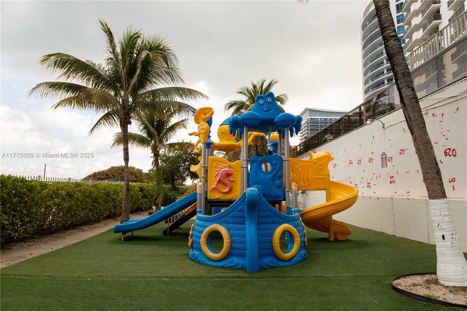 Small Image of 6039 COLLINS AVE #715, Miami Beach Number 65