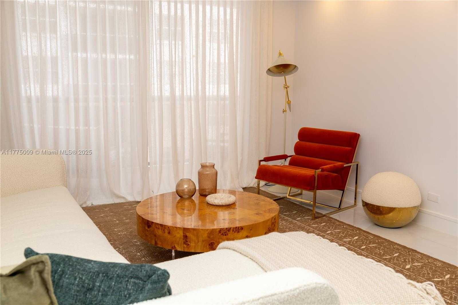 Small Image of 6039 COLLINS AVE #715, Miami Beach Number 8